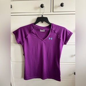 Under Armour S Purple V-Neck Short Sleeve Top